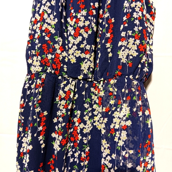 Gorgeous EUC Women's Spaghetti Strap Asymmetrical Midi Dress, Size Large - Picture 4 of 9